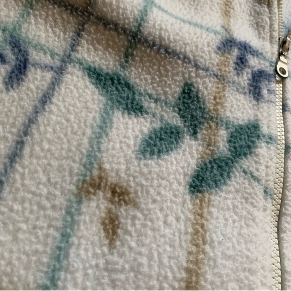 v i n t a g e :: Oversized Floral Pastel Zippered Fleece Jacket - Picture 8 of 12